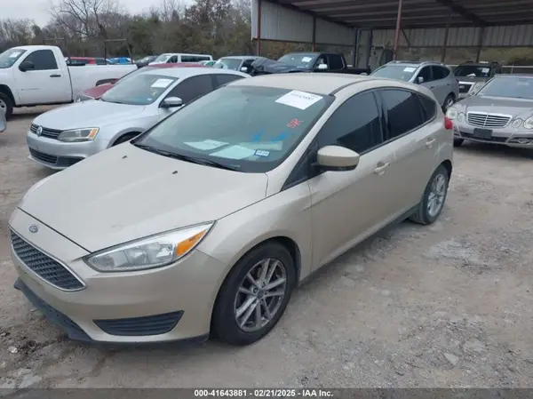 1FADP3K29JL330710 2018 FORD FOCUS - Image 2