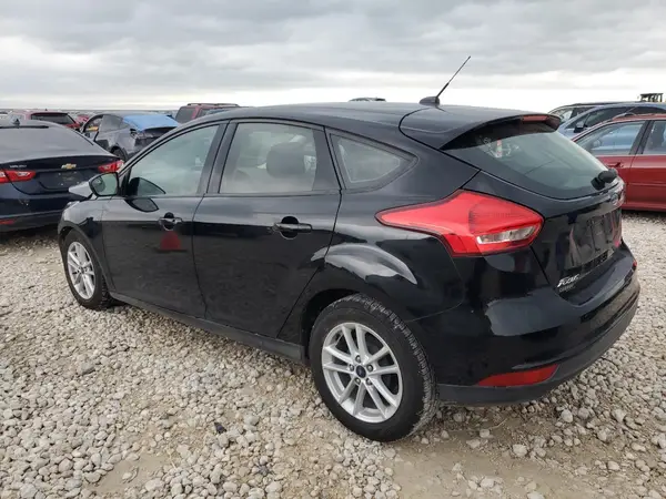 1FADP3K29JL330917 2018 FORD FOCUS - Image 2