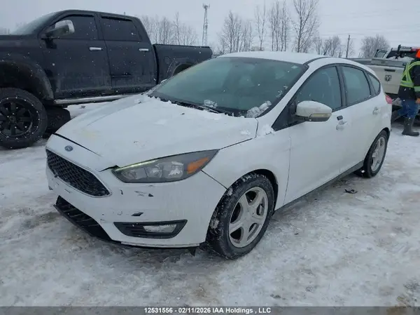 1FADP3K2XGL200489 2016 FORD FOCUS - Image 2