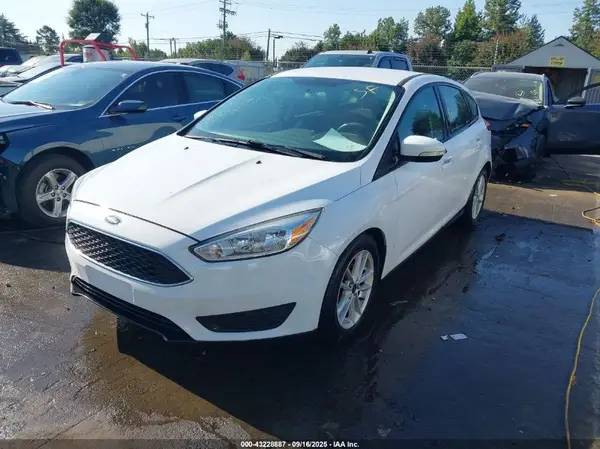1FADP3K2XGL219401 2016 FORD FOCUS - Image 2