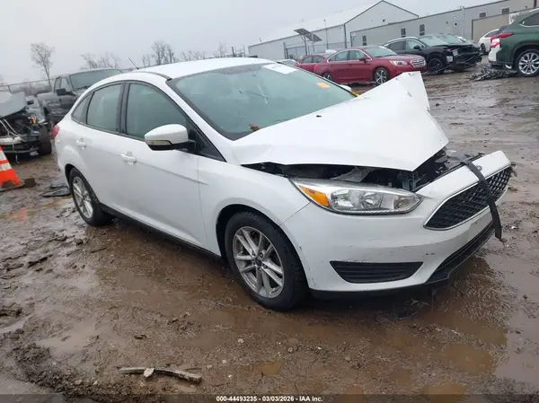 1FADP3K2XGL222296 2016 FORD FOCUS - Image 1