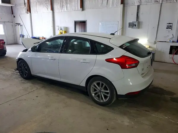 1FADP3K2XGL225960 2016 FORD FOCUS - Image 2