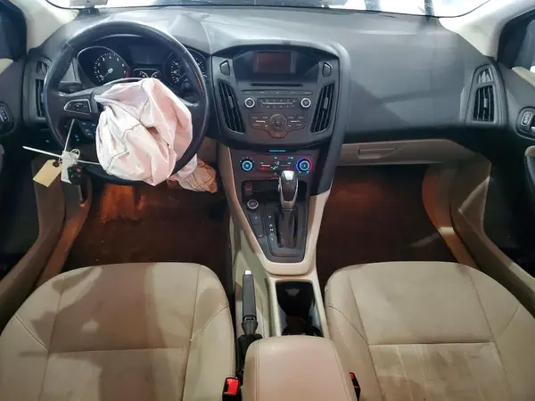 1FADP3K2XGL225960 2016 FORD FOCUS - Image 8