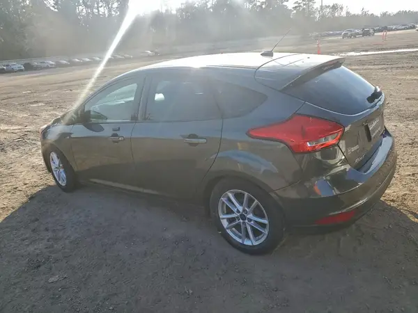1FADP3K2XGL226705 2016 FORD FOCUS - Image 2
