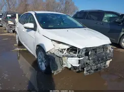 1FADP3K2XGL229202 2016 FORD FOCUS