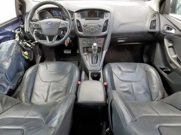 1FADP3K2XGL239258 2016 FORD FOCUS - Image 8