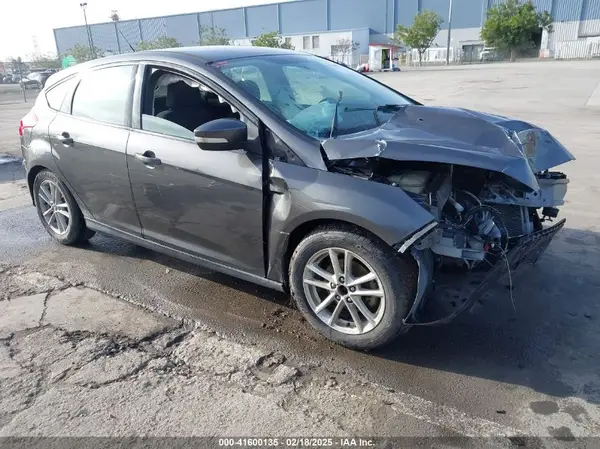 1FADP3K2XGL246873 2016 FORD FOCUS - Image 1
