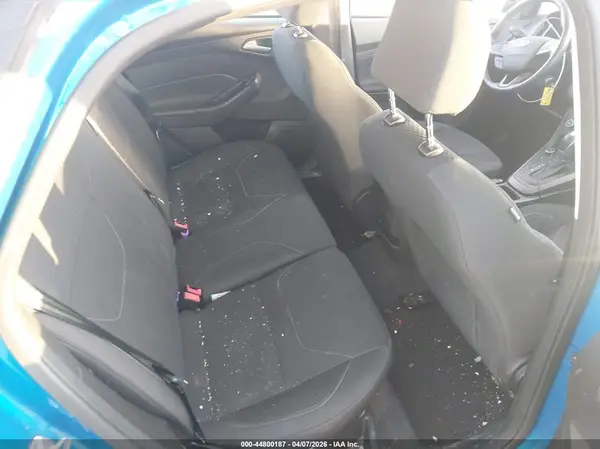1FADP3K2XGL278402 2016 FORD FOCUS - Image 8