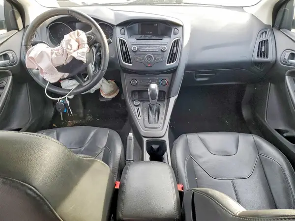 1FADP3K2XGL286211 2016 FORD FOCUS - Image 8