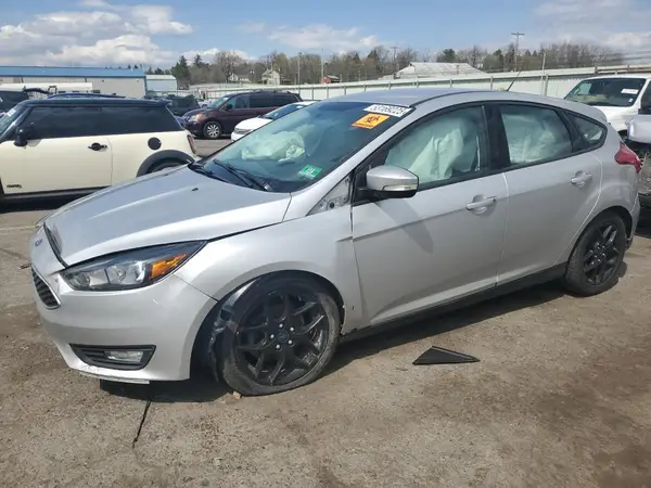1FADP3K2XGL296365 2016 FORD FOCUS - Image 1