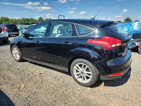 1FADP3K2XGL296432 2016 FORD FOCUS - Image 2