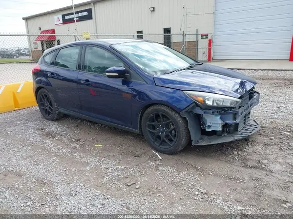 1FADP3K2XGL307302 2016 FORD FOCUS - Image 1