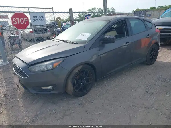 1FADP3K2XGL307767 2016 FORD FOCUS - Image 2