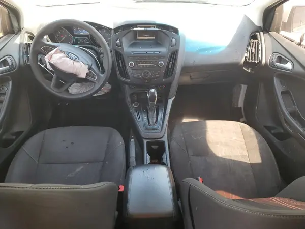 1FADP3K2XGL310054 2016 FORD FOCUS - Image 8