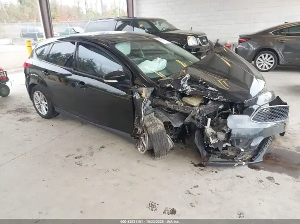 1FADP3K2XGL313715 2016 FORD FOCUS