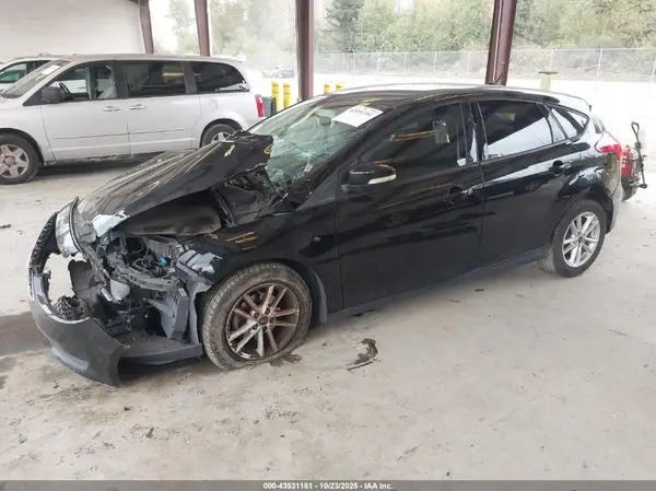 1FADP3K2XGL313715 2016 FORD FOCUS - Image 2