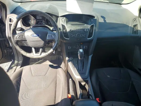 1FADP3K2XGL317005 2016 FORD FOCUS - Image 8
