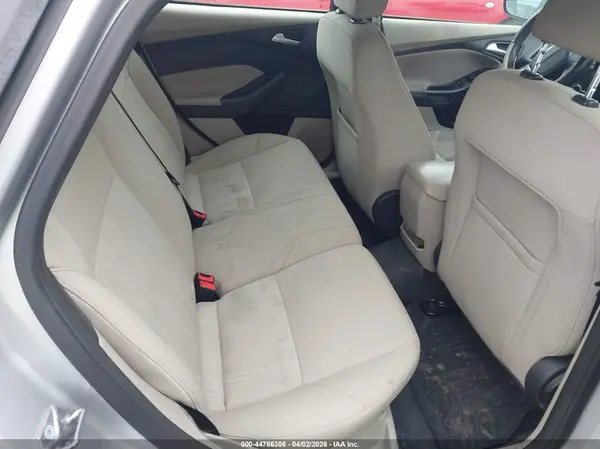 1FADP3K2XGL318428 2016 FORD FOCUS - Image 8