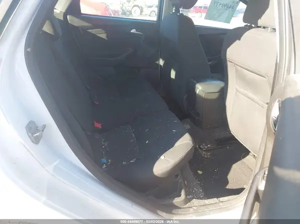1FADP3K2XGL320406 2016 FORD FOCUS - Image 8
