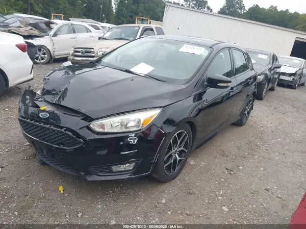 1FADP3K2XGL327937 2016 FORD FOCUS - Image 2