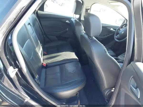 1FADP3K2XGL332474 2016 FORD FOCUS - Image 8