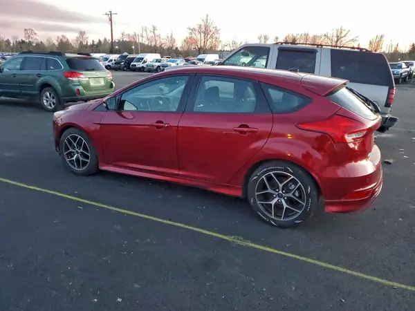 1FADP3K2XGL337156 2016 FORD FOCUS - Image 2