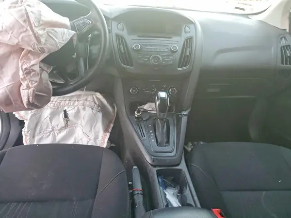 1FADP3K2XGL337206 2016 FORD FOCUS - Image 8