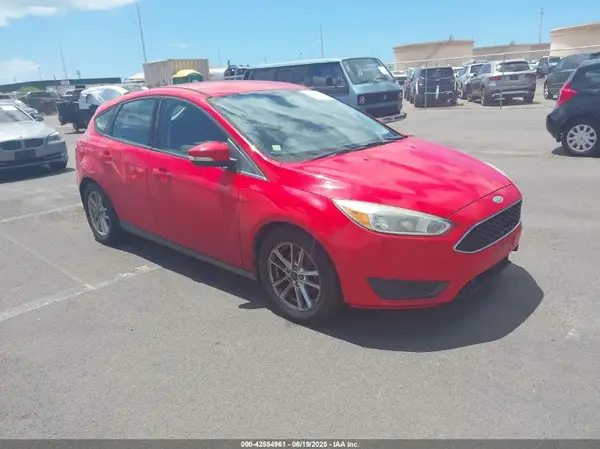 1FADP3K2XGL337612 2016 FORD FOCUS - Image 1