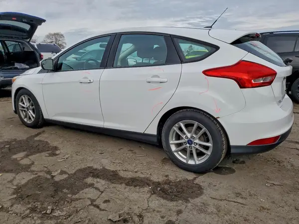 1FADP3K2XGL339215 2016 FORD FOCUS - Image 2