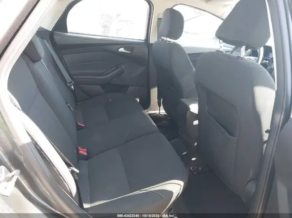 1FADP3K2XGL351526 2016 FORD FOCUS - Image 8