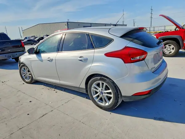1FADP3K2XGL351817 2016 FORD FOCUS - Image 2
