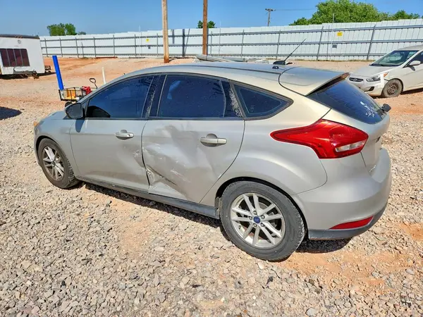 1FADP3K2XGL356144 2016 FORD FOCUS - Image 2