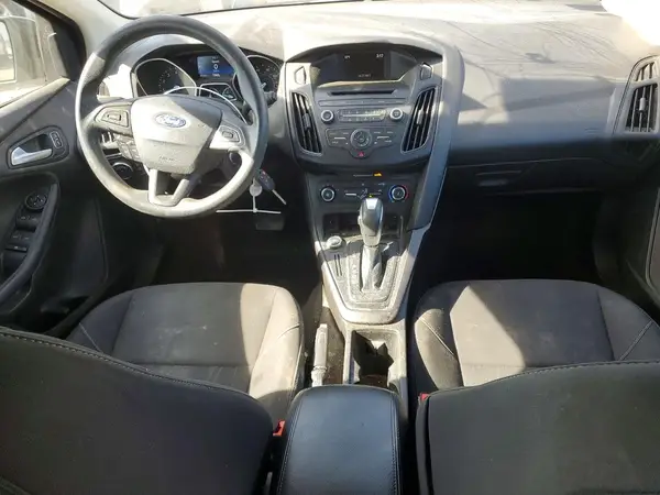 1FADP3K2XGL357780 2016 FORD FOCUS - Image 8