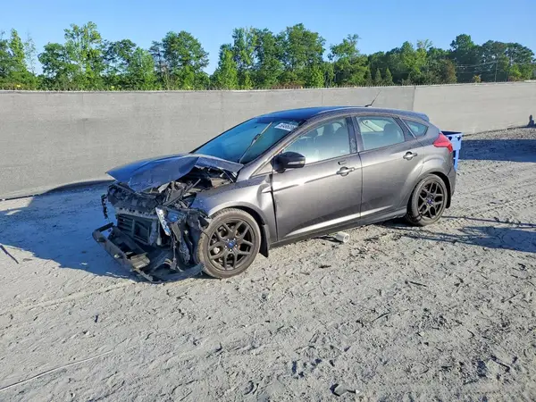 1FADP3K2XGL367791 2016 FORD FOCUS - Image 1