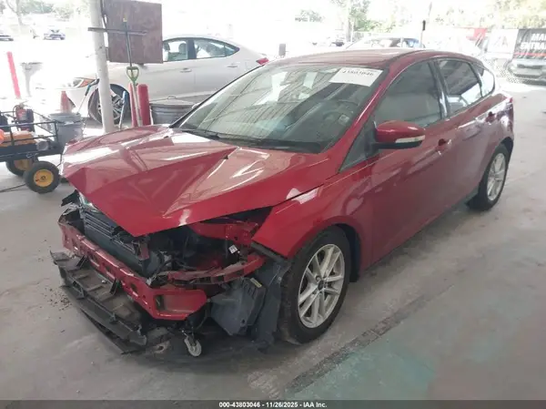 1FADP3K2XGL382081 2016 FORD FOCUS - Image 2