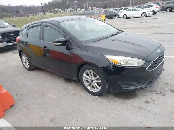 1FADP3K2XGL386132 2016 FORD FOCUS - Image 1