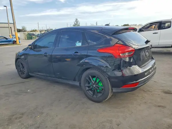 1FADP3K2XGL393601 2016 FORD FOCUS - Image 2