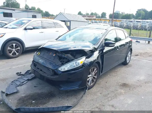 1FADP3K2XGL396658 2016 FORD FOCUS - Image 2