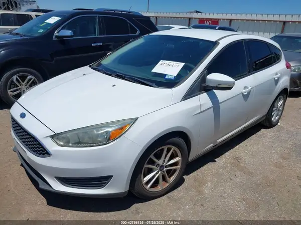 1FADP3K2XGL399706 2016 FORD FOCUS - Image 2