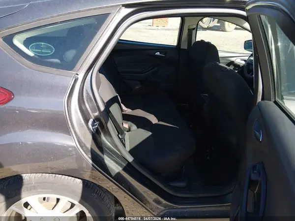 1FADP3K2XHL201658 2017 FORD FOCUS - Image 8