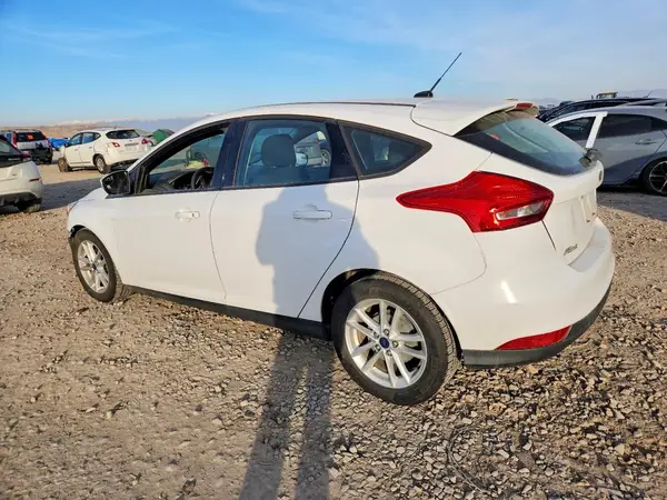 1FADP3K2XHL206083 2017 FORD FOCUS - Image 2