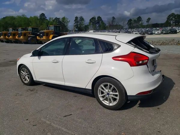 1FADP3K2XHL208240 2017 FORD FOCUS - Image 2