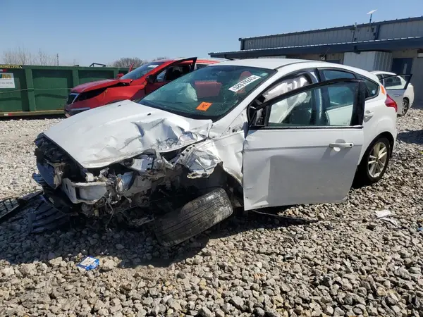 1FADP3K2XHL210067 2018 FORD FOCUS - Image 1