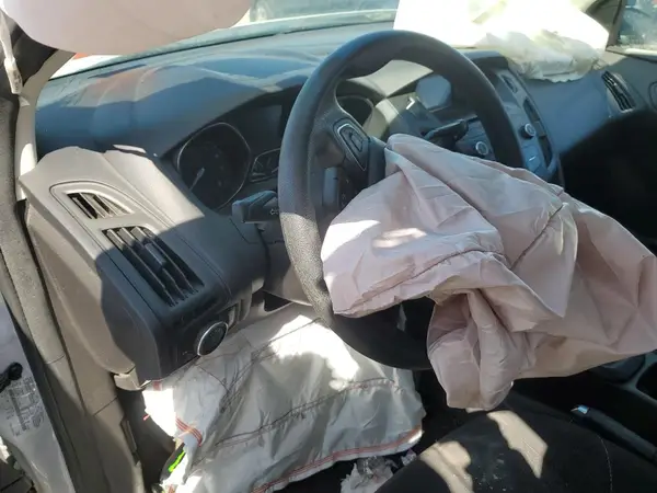 1FADP3K2XHL210067 2018 FORD FOCUS - Image 8