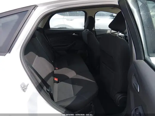 1FADP3K2XHL214488 2017 FORD FOCUS - Image 8