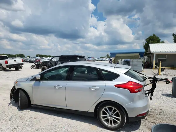 1FADP3K2XHL217732 2017 FORD FOCUS - Image 2
