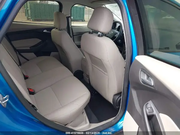 1FADP3K2XHL223269 2017 FORD FOCUS - Image 8