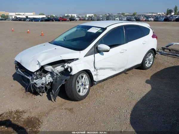 1FADP3K2XHL224695 2017 FORD FOCUS - Image 2
