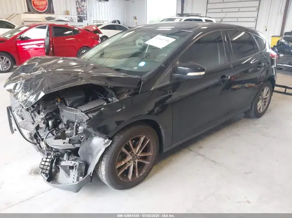 1FADP3K2XHL231372 2017 FORD FOCUS - Image 2