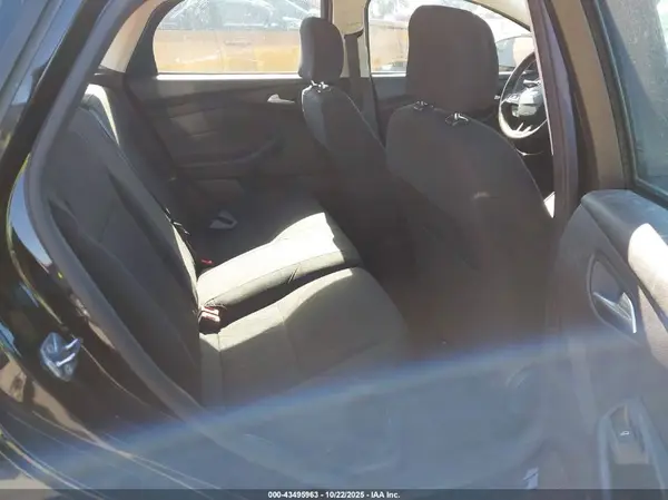 1FADP3K2XHL234563 2017 FORD FOCUS - Image 8